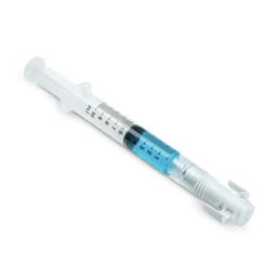 Chemfort Syringe adaptor-Picture of Chemfort Syringe adaptor connected to blue drug Syringe